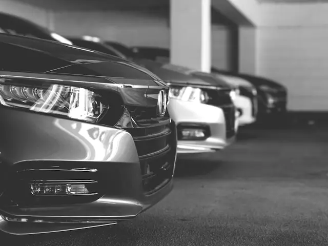 Automobile
